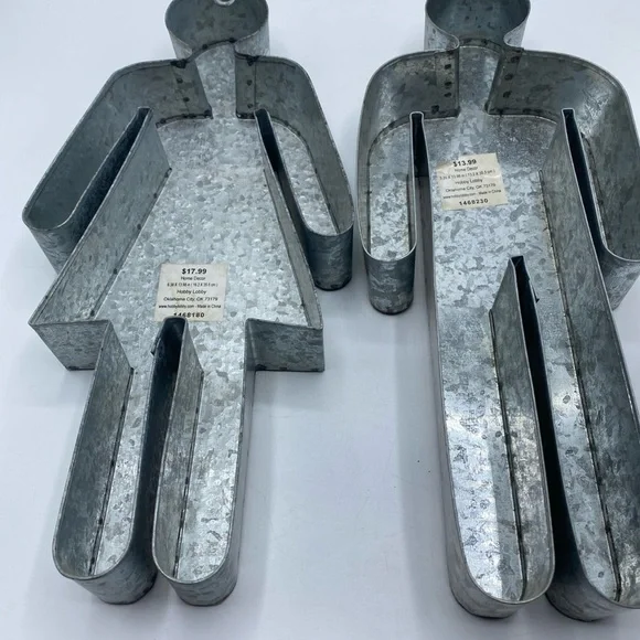 Ladies Bathroom Sign Markers Galvanized Metal Women Men Sculpture 3D Figures - Picture 4 of 6